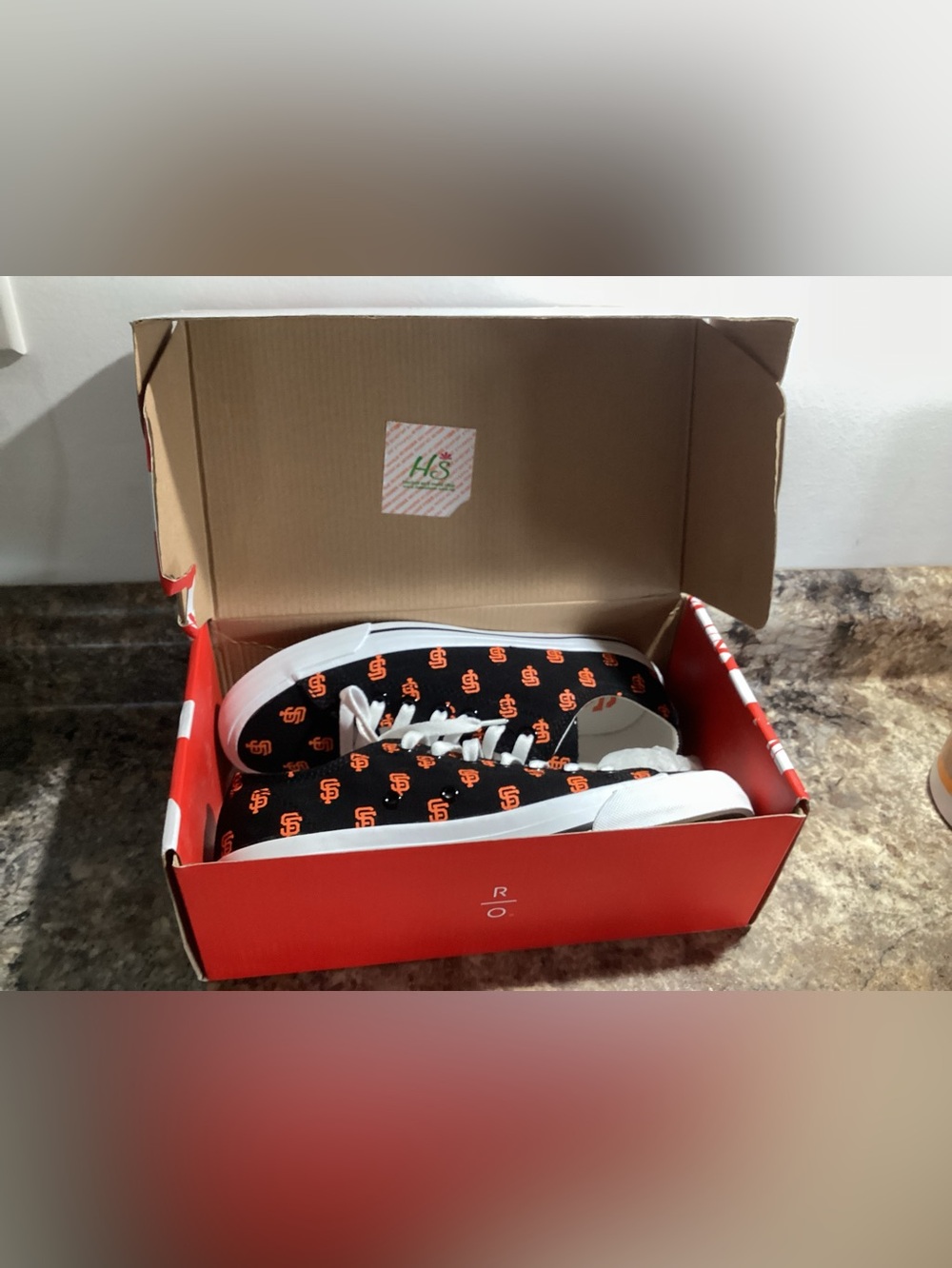 Row One Unisex W 9 M 7.5 San Francisco Giants Canvas Shoes New in Box